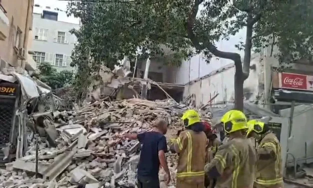 Partial building collapse in Tel Aviv