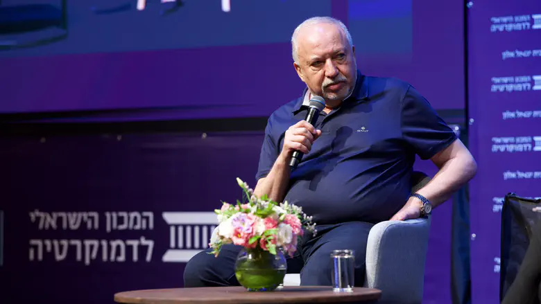 Liberman draws red line: No Netanyahu, no minority government