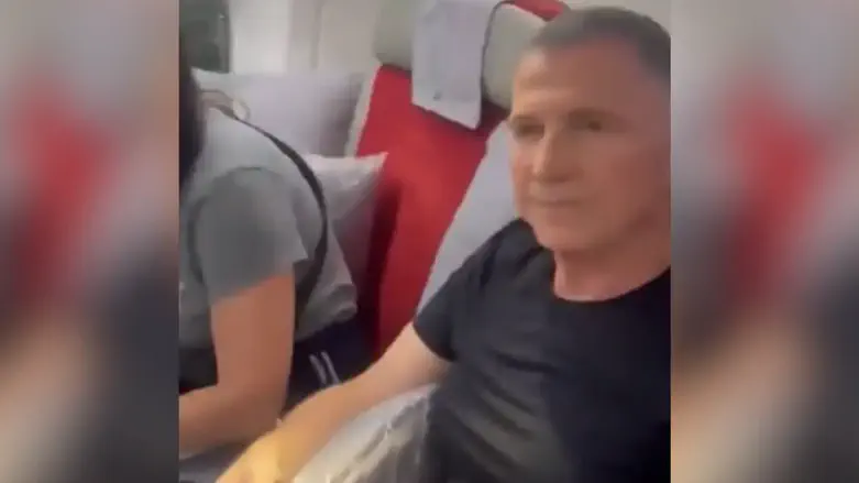 ‘We’ve finished you off!’: Edelstein harassed mid-flight