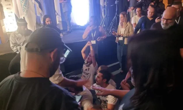 Far-left activists disrupt Ben Gvir speech at Tel Aviv University