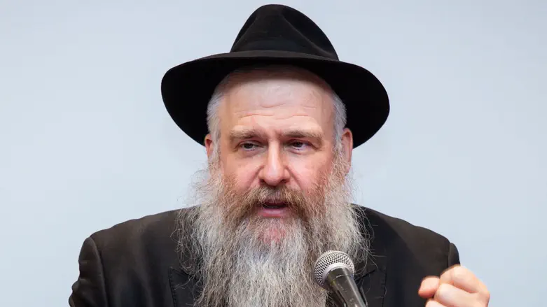 Thai government revokes citizenship of chief Chabad emissary