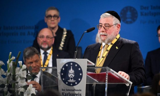 When the republic loses the street, its Jews lose first