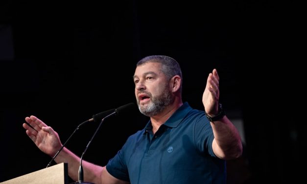 ‘Bibi can kiss my ass’: Ofer Winter says his support for Netanyahu is not unconditional