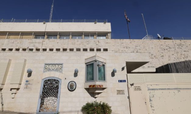 UK to expel 27 Israeli diplomats if east Jerusalem consulate closed, British diplomats expelled