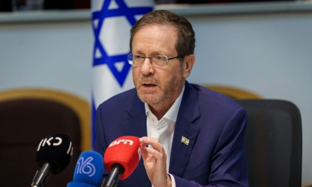 WATCH: Herzog condemns ‘vigilantes,’ West Bank violence in visit to IDF base after violent riots