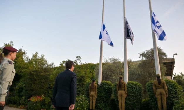 From North to South: Israel bows its head in remembrance of October 7 massacre