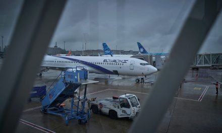 Paris cargo workers refuse to load Elbit shipment onto El Al flight bound for Israel
