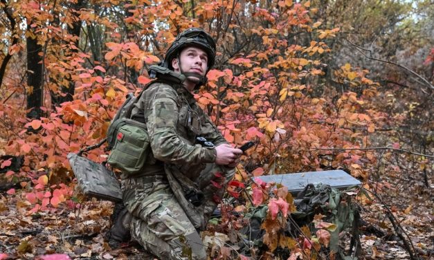 Zelensky says Ukraine still unable to use interceptors due to Starlink limits, in touch with US