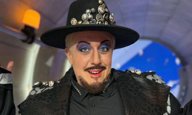 Boy George joins Eretz Nehederet as election satire exposes ‘monkey business’ in Israeli politics