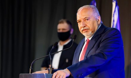 Liberman distances himself from opposition allies, pushes for unity government – report