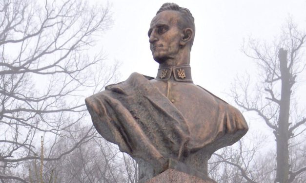 Edmonton ex-journalist admits to vandalizing monuments of Ukrainian Nazi collaborators