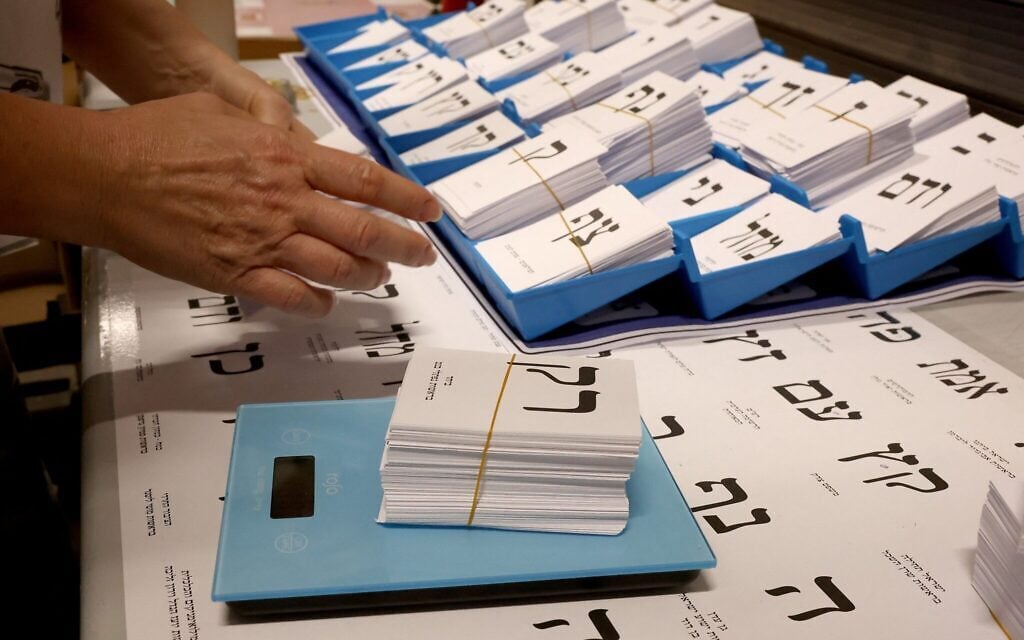 Israelis living abroad fly back to vote in what they believe is a pivotal election