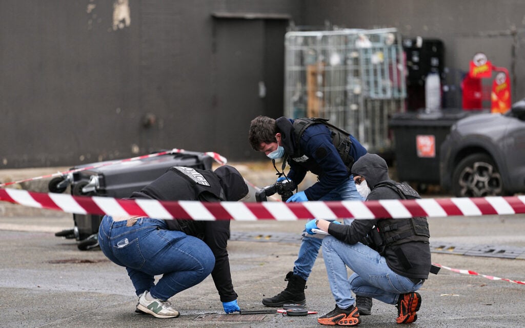 Gunman kills one, wounds four near Paris; French prosecutors suspect terrorism