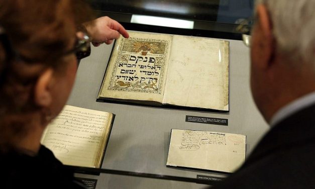 How YIVO pivoted from studying a living Yiddish world to preserving a vanishing culture