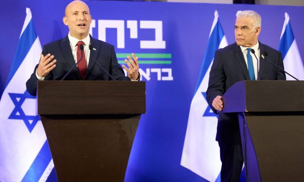 Bennett, Lapid pledge to strengthen Israel-Diaspora ties if they’re part of next government