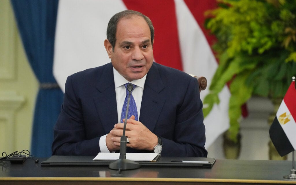 At Sissi’s urging, Egypt parliament to deliberate defending Saudis from Houthi attacks