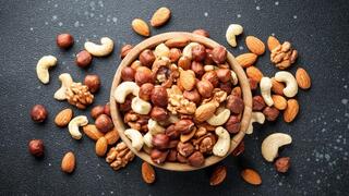The healthiest nuts to eat every day, and the one you shouldn’t overdo
