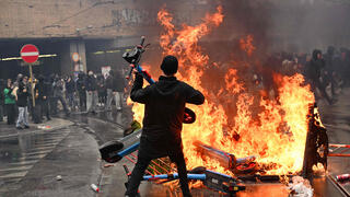 Hoods, Palestinian flag and samurai sword: Student unrest spreads to Belgium
