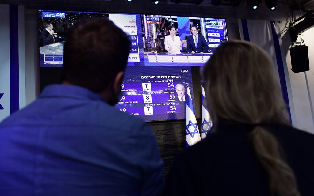 3 experts on how you’re reading election polls wrong — and why they can’t predict the result