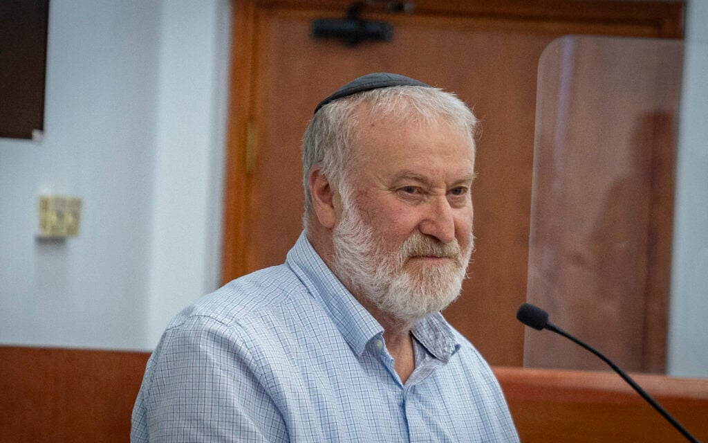 Mandelblit says he doesn’t remember if he cautioned Netanyahu on bribery charge