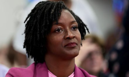 Jewish Floridians chew over the pros and cons of Democratic Senate nominee Angie Nixon