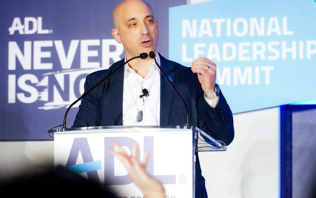 ADL chief pays solidarity visit to Jerusalem Reform synagogue targeted in repeated attacks