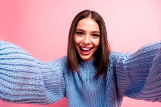 Your selfie is lying to you: how phone cameras distort your face and fuel beauty anxiety