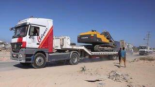 21 civilians, IDF personnel arrested in suspected multimillion-shekel Gaza war contract fraud
