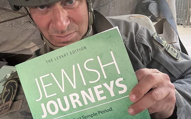 Tuvia Book | Isaiah: The Prophet Behind the Scroll