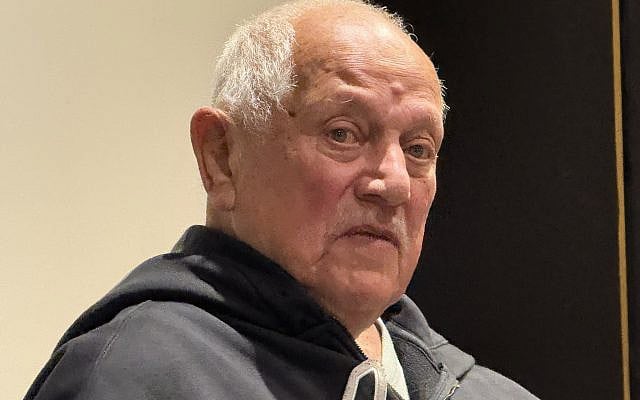 Jonathan Baz | Steven Berkoff marks The Battle of Cable Street