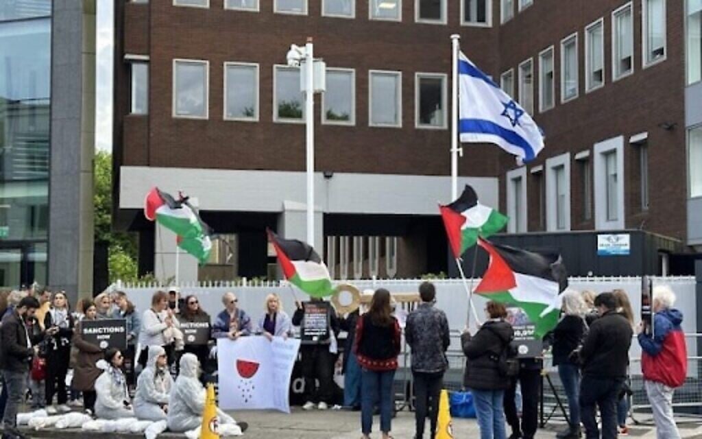 Dublin hotel canceled bookings for antisemitism conference, Jewish leader charges