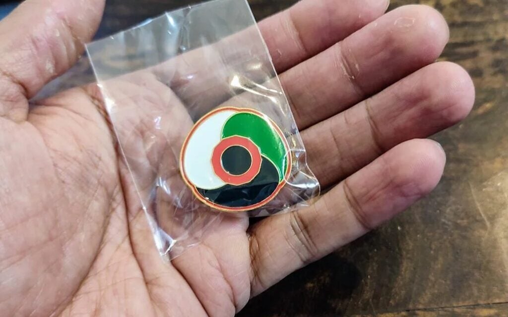 Anti-Israel activists accused of ‘hijacking’ UK’s Remembrance Day with ‘Palestine Poppy’