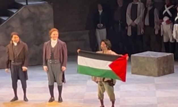 Calgary Opera ditches performer who held up Palestinian flag during ‘Tosca’ curtain call