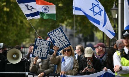 Recorded anti-Jewish hate crimes rise 10% in England and Wales