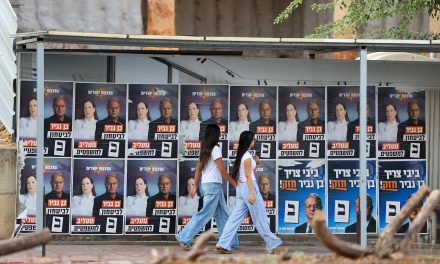 Netanyahu or Eisenkot’s fate could hang on undecided voters