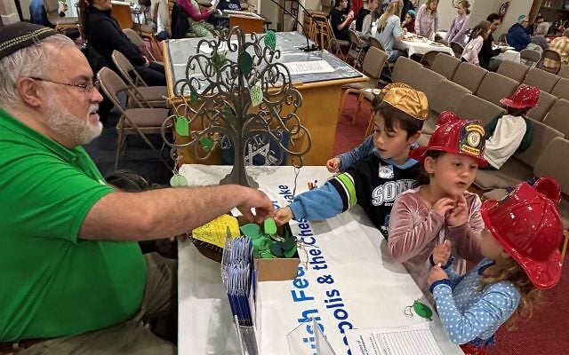 Jennifer Laszlo Mizrahi | L’Dor v’Dor: Congregation Kol Shalom Builds for the Next Generation